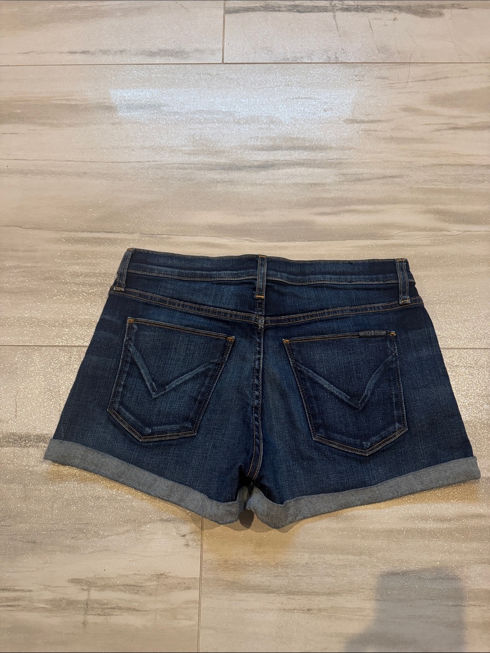 Hudson Asha Mid Rise Cuffed Jean Shorts 26 - Picture 2 of 4